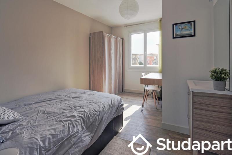 Chambre - 10 m² - 1 pièce