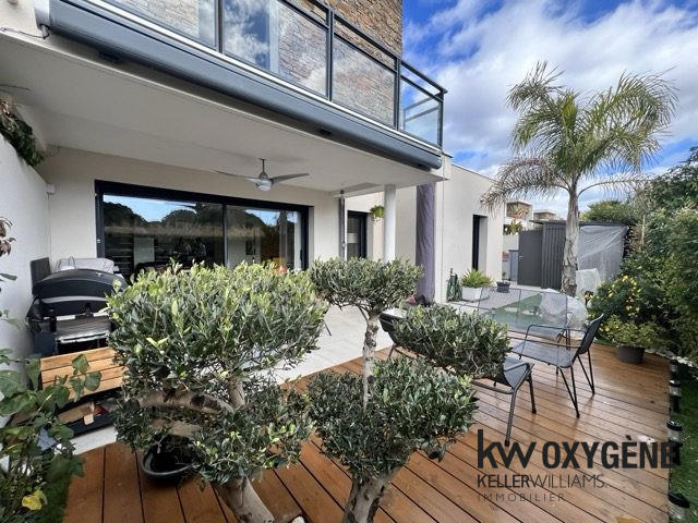 Maison - 98 m² - 5 pièces