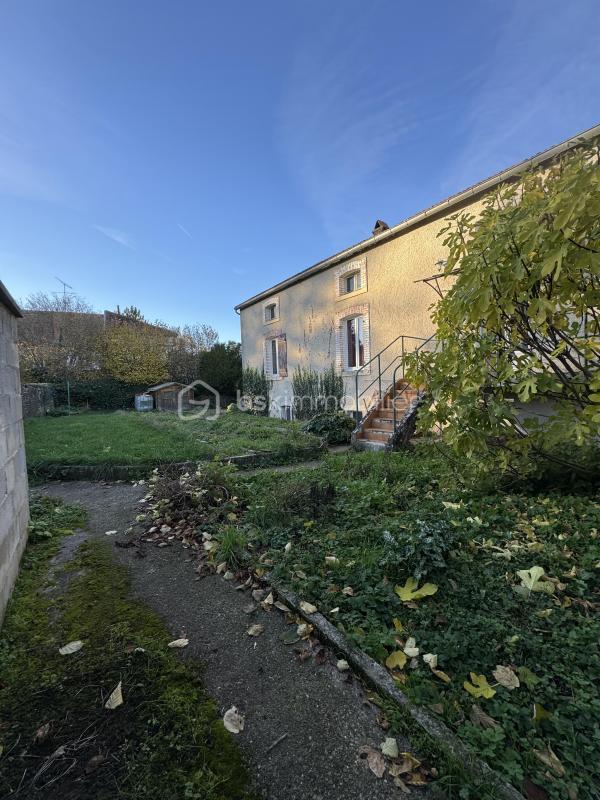 Maison de village - 128 m² - 6 pièces