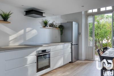 Appartement - 64 m² - 4 pièces