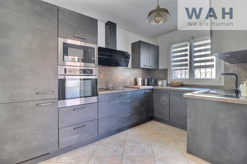 Maison - 102 m² - 6 pièces