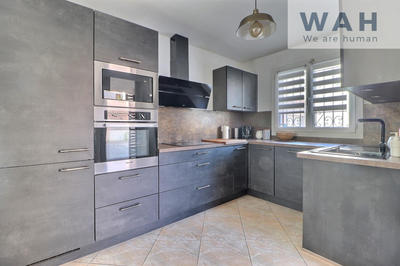 Maison - 102 m² - 6 pièces