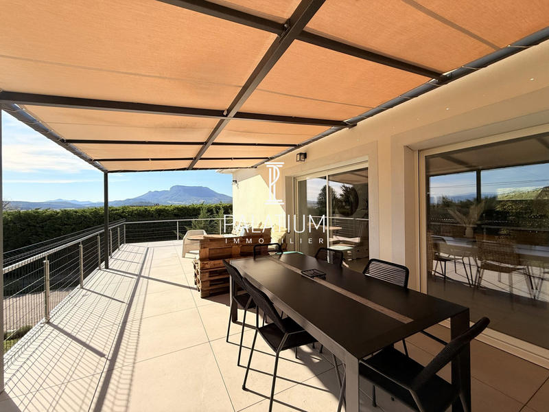 Maison - 138 m² - 4 pièces