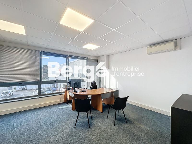 Bureau - 485 m²