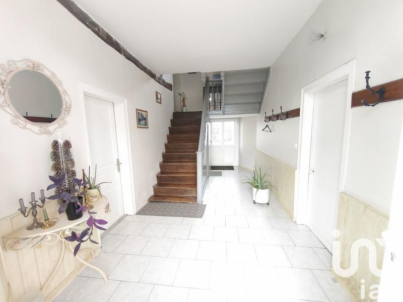 Maison - 175 m² - 9 pièces