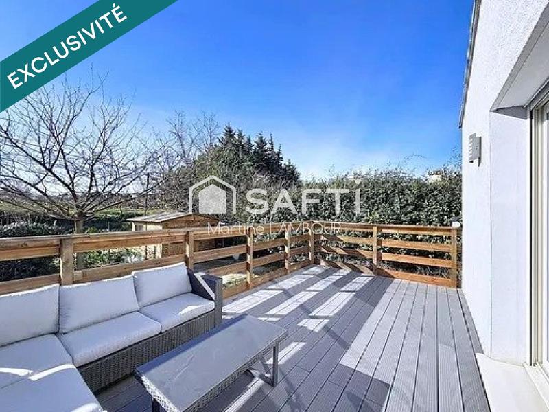 Maison - 95 m² - 5 pièces