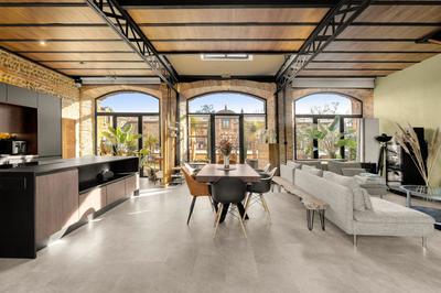 Maison - 187 m² - 4 pièces