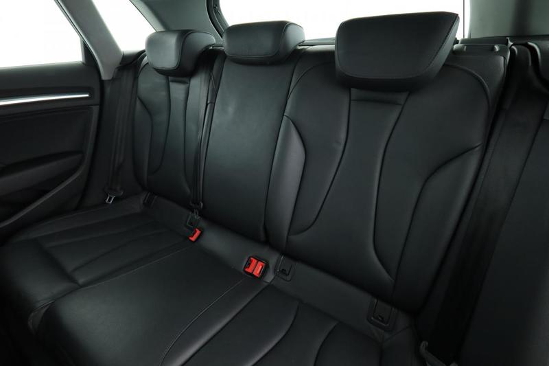 Audi A3 sportback 35 Tdi Design luxe s tronic 7 150 ch