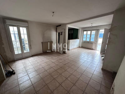 Maison - 97 m² - 3 pièces