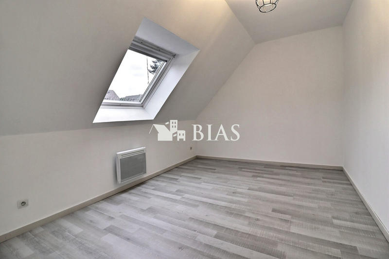 Maison - 92 m² - 4 pièces