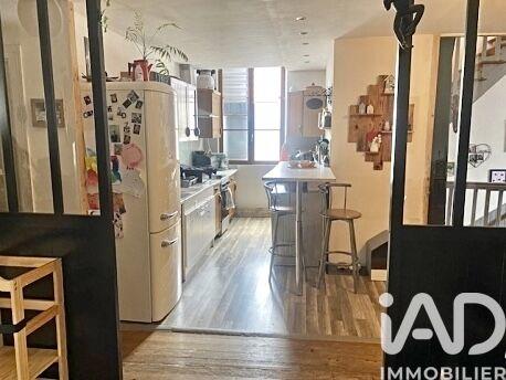 Maison - 196 m² - 6 pièces