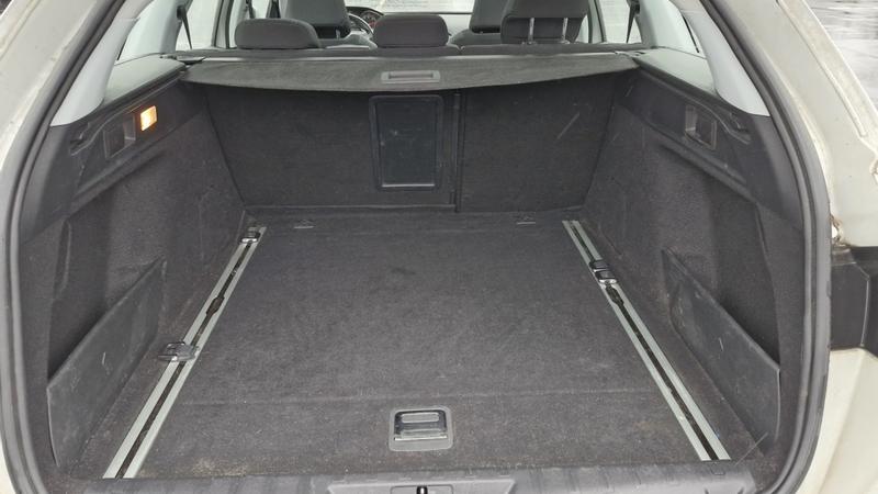 Peugeot 308 Sw 1.6 Bluehdi 120ch Eat6 Allure