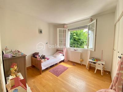 Maison - 135 m² - 6 pièces