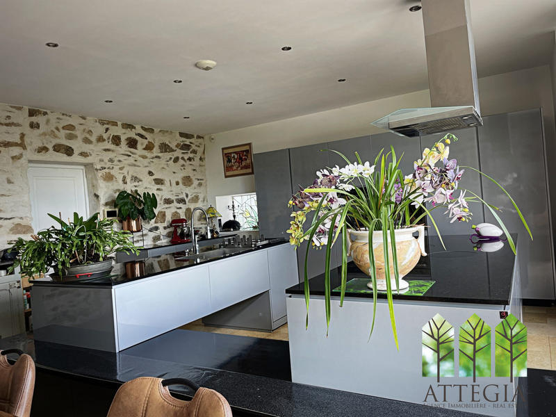 Maison ancienne - 155 m² - 6 pièces