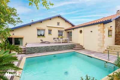 Maison - 125 m² - 7 pièces