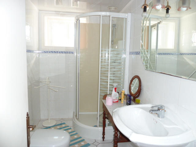 Maison - 205 m² - 8 pièces