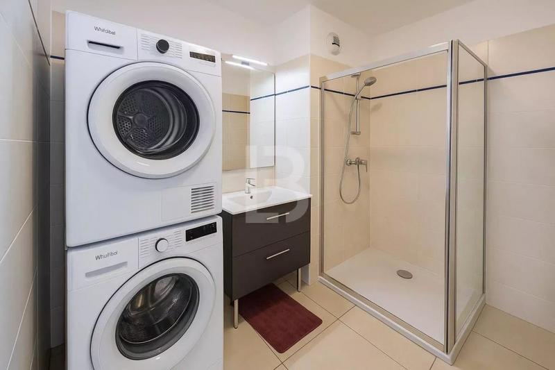 Appartement - 83 m² - 4 pièces