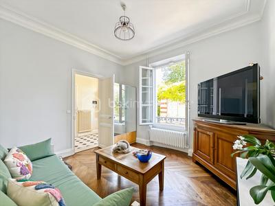 Maison bourgeoise - 233 m² - 8 pièces