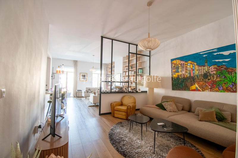 Appartement - 207 m² - 7 pièces