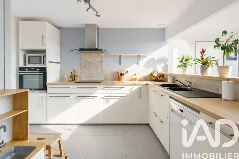 Maison - 100 m² - 4 pièces