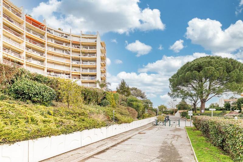 Appartement - 98 m² - 3 pièces