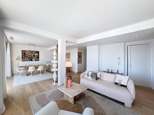 Appartement - 120 m² - 4 pièces