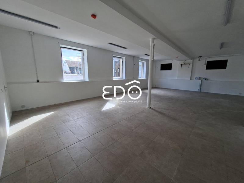 Local d'activités - 120 m²