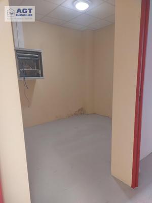 Local commercial - 232 m² - 4 pièces