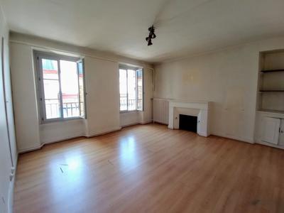 Appartement - 170 m² - 5 pièces