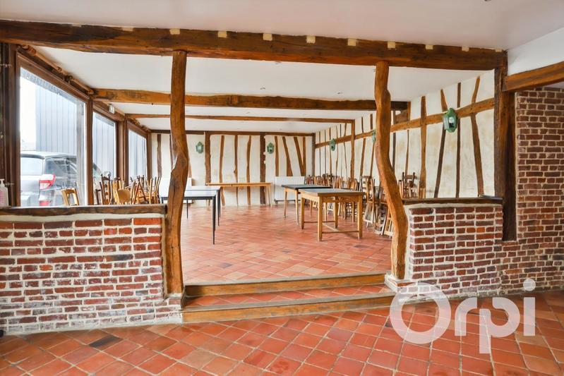 Maison - 278 m² - 10 pièces