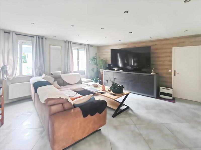 Maison - 160 m² - 6 pièces