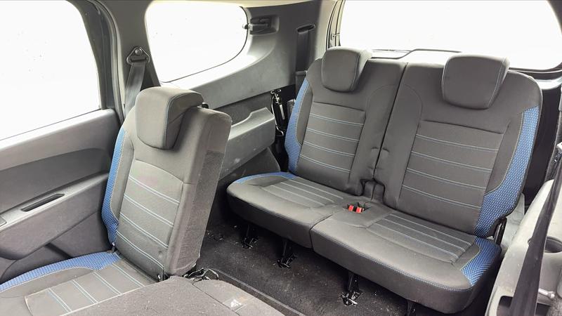 Dacia Lodgy 1.5 BluedCi 115 15 Ans