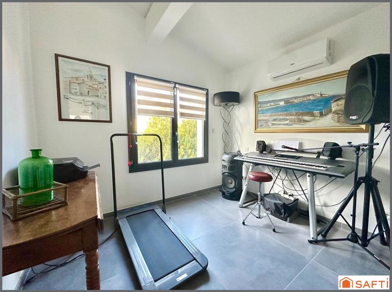 Maison - 212 m² - 8 pièces