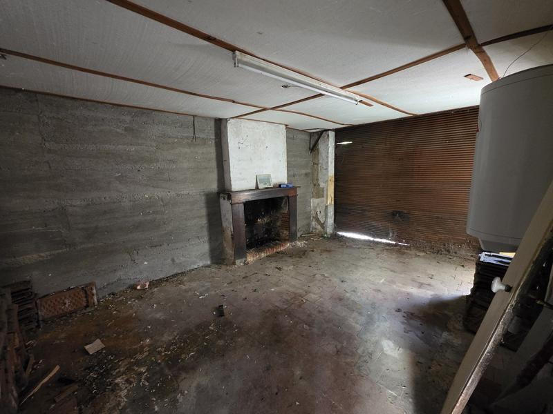 Maison - 99 m² - 11 pièces