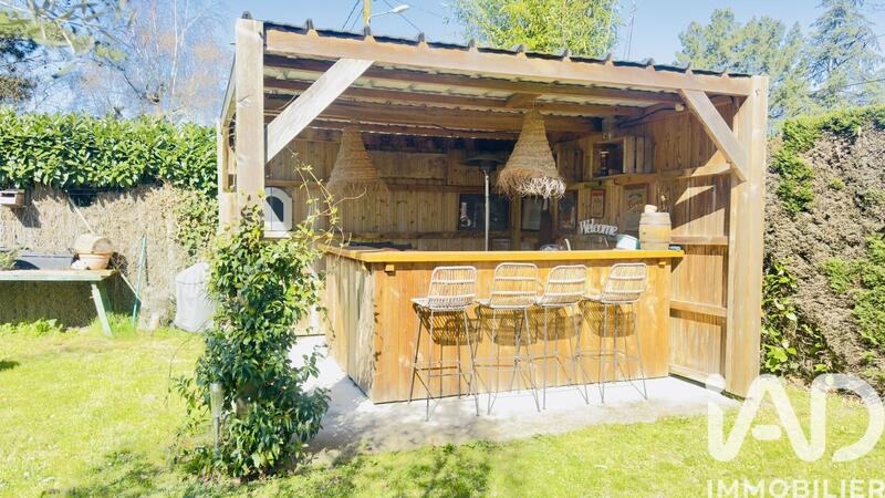 Maison - 191 m² - 7 pièces