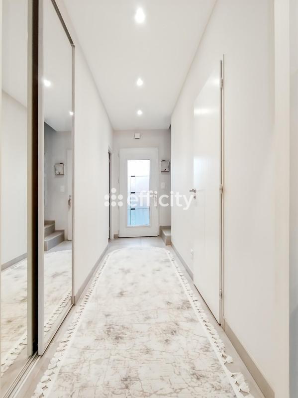 Pavillon - 110 m² - 5 pièces