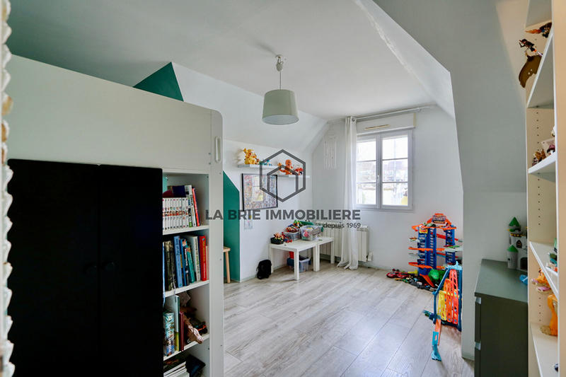 Maison - 103 m² - 5 pièces