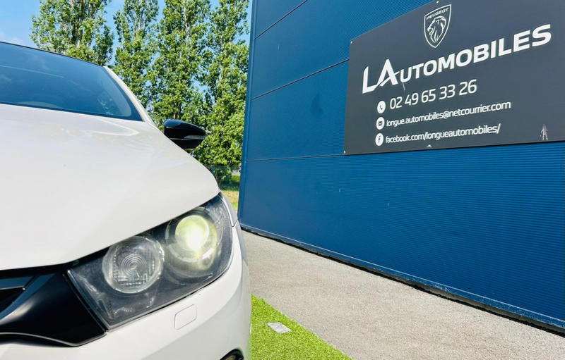 Volkswagen Scirocco III 2.0 Tsi 210 Carat Dsg6