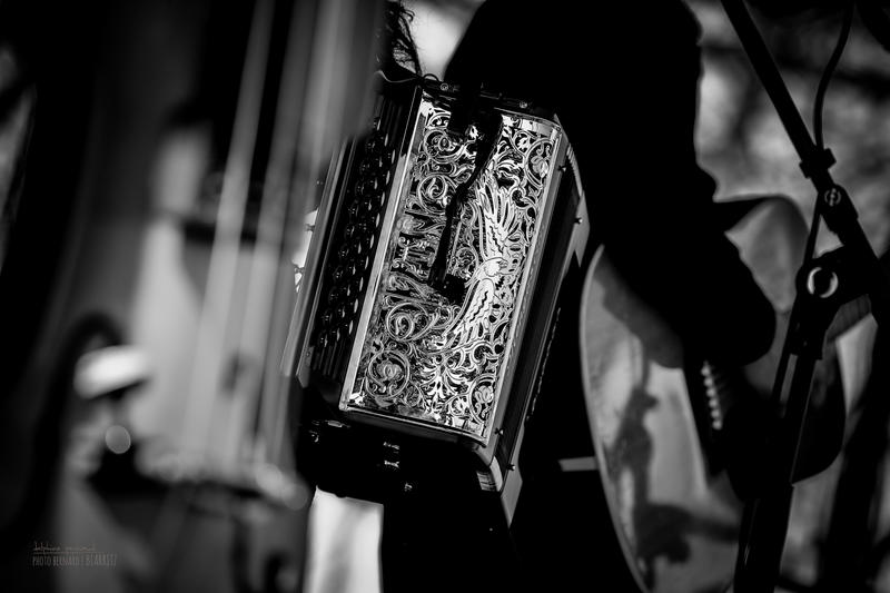 Apéro Lasai avec Madda à l'accordéon