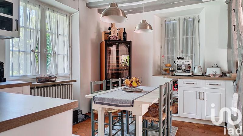 Maison - 230 m² - 6 pièces