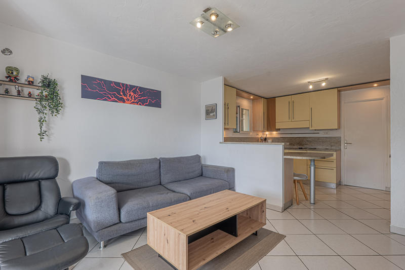 Maison - 205 m² - 9 pièces