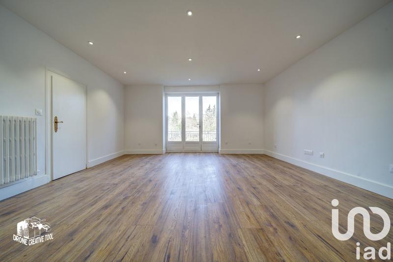 Maison - 306 m² - 13 pièces