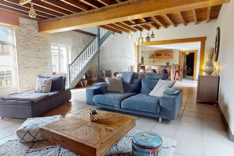 Longère - 197 m² - 10 pièces