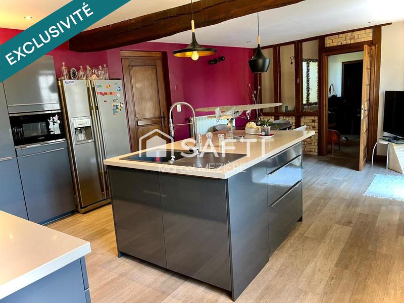 Propriété - 327 m² - 7 pièces
