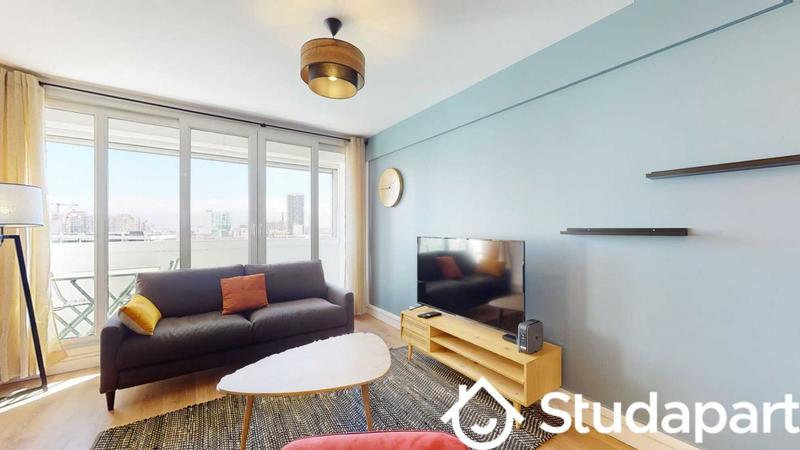 Chambre - 11 m² - 1 pièce