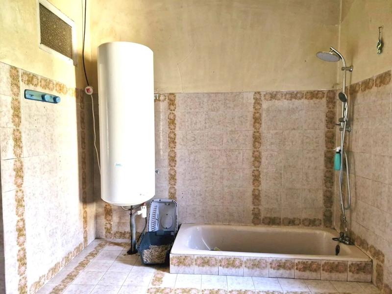 Maison - 244 m² - 6 pièces