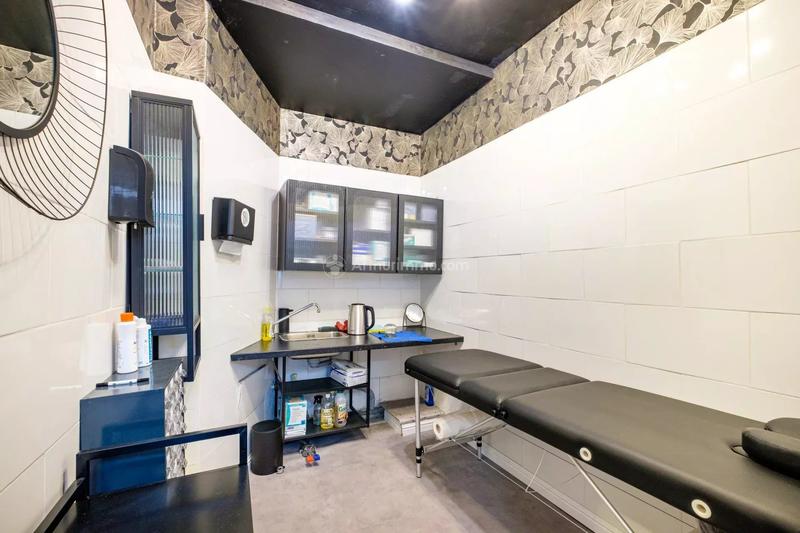 Bureau - 68 m² - 2 pièces