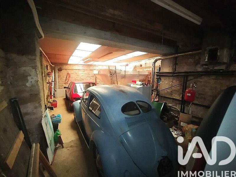 Maison - 250 m² - 6 pièces