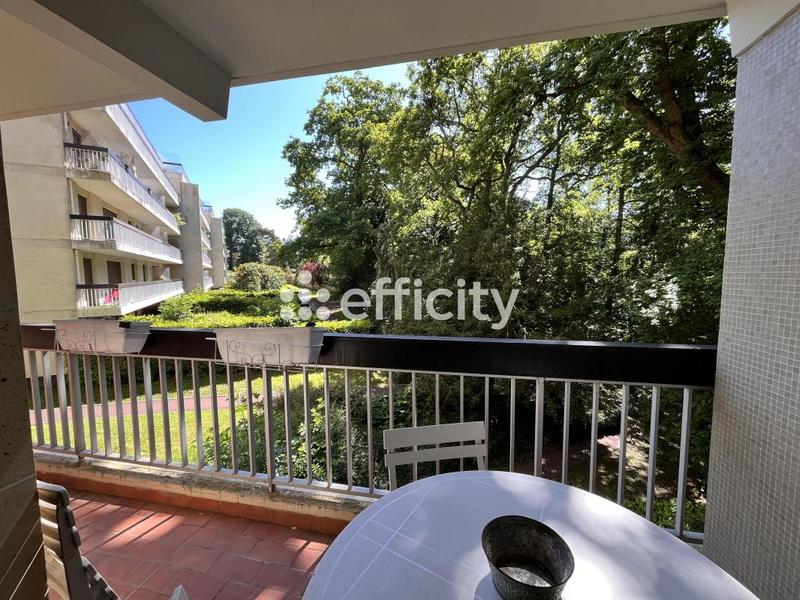 Appartement - 92 m² - 4 pièces