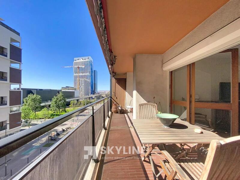 Appartement - 80 m² - 4 pièces